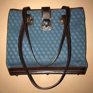 Dooney & Bourke Handbag